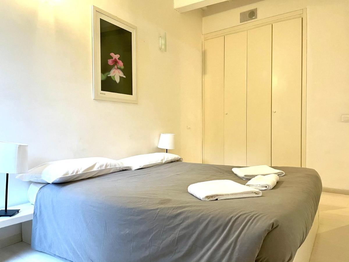 Colosseo 13 Boutique Apartment โรม ภายนอก รูปภาพ